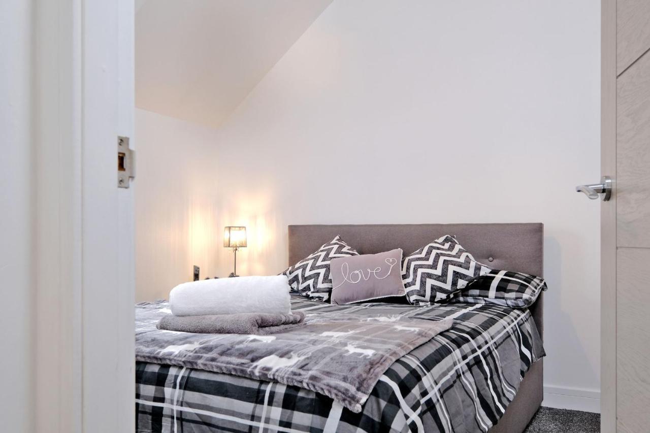 Contemporary Highland House Close To Town And Ben Nevis Fort William Exteriör bild